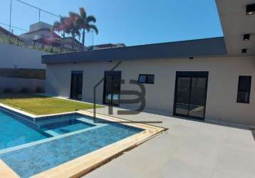 Casa térrea à venda condomínio flamboyan, 3 suítes, piscina, 4 vagas , bragança paulista