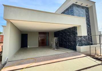 Casa térrea de 3 quartos, sendo 2 suítes - 126m²