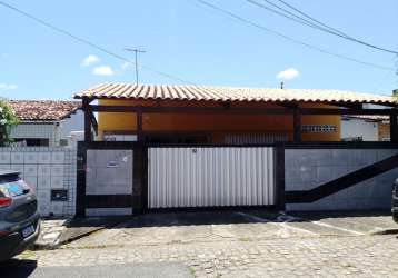 Excelente casa com 3 quartos à venda, 110m² - água fria