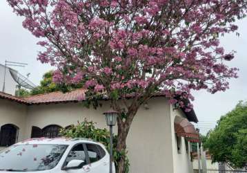 Lindíssima casa residencial ou comercial no centro de itaquaquecetuba