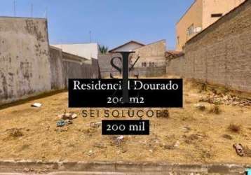 Terreno residencial dourado