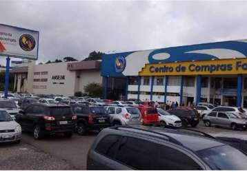 Sala(loja) no piso superior com 18,38 m. excelente ponto comercial, centro de compras farroupilha. ótima opção, tanto para uso próprio bem como para investimento.