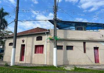 Casa com 1 dormitório à venda, 100 m² por r$ 400.000 - centro - guaratinguetá/sp