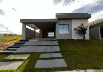 Ótima casa em bairro nobre