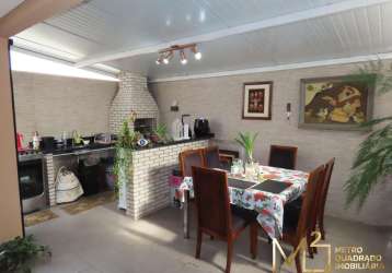 Casa 2 quartos, reformada, espaço gourmet na qc-2 jardins mangueiral - r 470.000