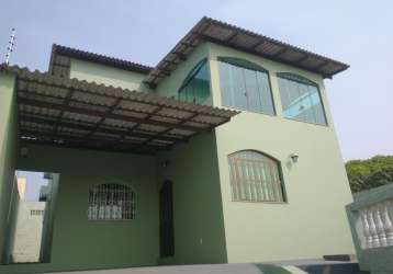 Casa duplex no parque 10