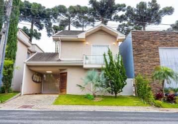 Casa com 3 quartos com um suíte no bairro umbará