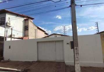 Casa residencial / comercial no saci