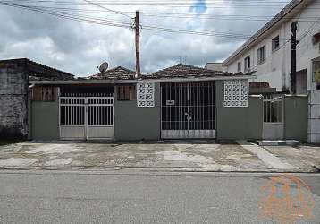 Casa à venda, 4 quartos, 2 vagas, rádio clube - santos/sp