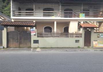 Casa térrea com 4 quartos à venda em centro - rj