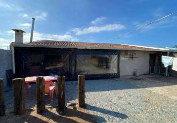 Casa em alvenaria na região da praia - balneário barra do sul - salinas