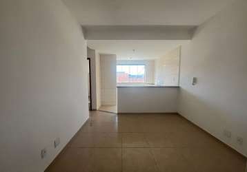 Lindo apartamento com 2 quartos vaga e elevador no jardim são joão