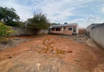 Casa no bairro santa bárbara, mateus leme/mg