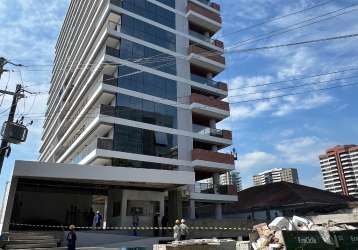 Apartamento novo com 368m2 em adrianópolis - manaus