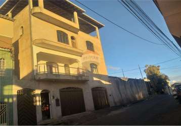 Casa com lote de esquina  a venda na santa matilde!