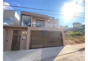 Casa de alto padrão no bairro manoel corrêa