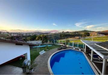 Casa alto padrão a venda no condomínio granja das hortências!