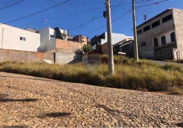 Terreno residencial 225m² á venda no bairro funcionários!