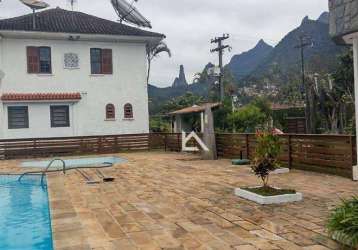 Casa com 5 dormitórios à venda, 212 m² por r$ 749.000 - alto - teresópolis/rj