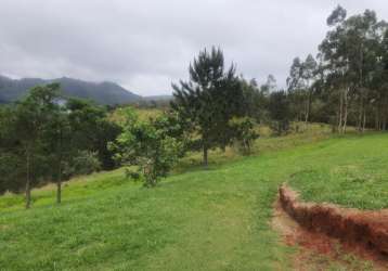 Sítio em piracaia - apenas a 1,2km do centro da cidade com edicula e pasto