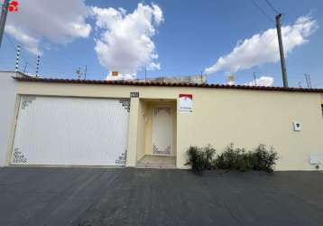 Casa com 3 quartos para alugar na jm 22 qd.66 lote, 04, setor sul jamil miguel, anápolis por r$ 1.600