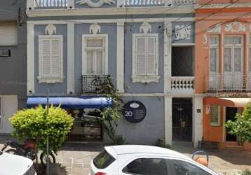 Casa comercial para alugar na rua padre chagas, 196, moinhos de vento, porto alegre por r$ 28.000