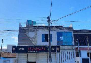 Casa a venda com ponto comercial no bairro comercial