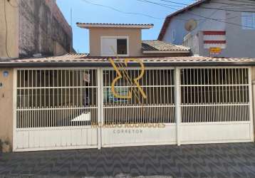 Casa no jardim paraventi com churrasqueira 200m² 3 dormitórios 3 vagas de garagem cobertas sala cozinha 4 wc suíte social lavabo e wc na churrasqueira