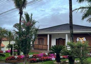 Casa a venda no condomínio village de santa helena em bragança paulista- sp