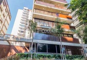 Cobertura duplex para venda tem 297 metros quadrados com 3 quartos em rio branco - porto alegre - rs