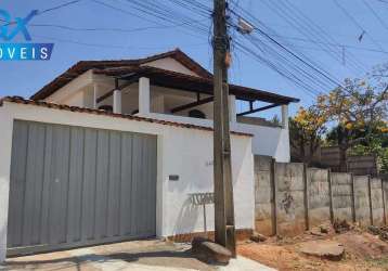 Casa à venda no bairro florença