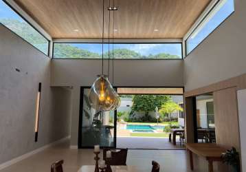 Casa linear contemporânea no maramar, recreio dos bandeirantes, rio de janeiro, rj