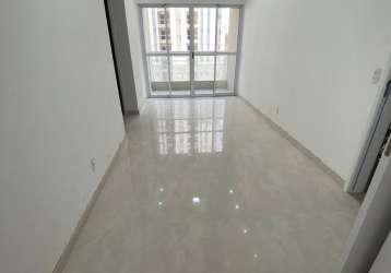 Lindo apartamento no condominio quinta dos pinheiros