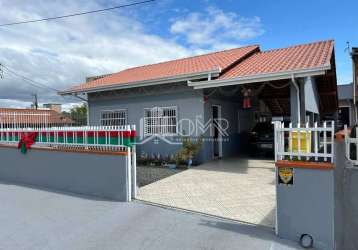 Casa com piscina - bairro são cristóvão