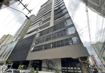 Apartamento à venda 4 suítes quadra mar em itapema-sc