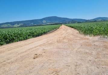 201p044 fazenda em pouso alegre mg.  sul de minas 220 km de são paulo