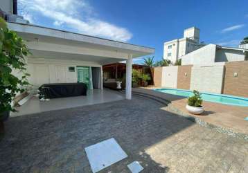 Casa com piscina no pagani, palhoça.