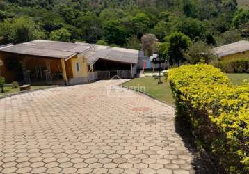 Casa à venda no bairro cachoeirinha, bom jesus dos perdões