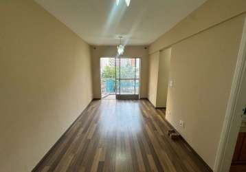 Apartamento à venda, 1 dormitório, 1 vaga, 48m², moema.