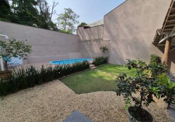 Casa com piscina  a venda no bairro vila nova