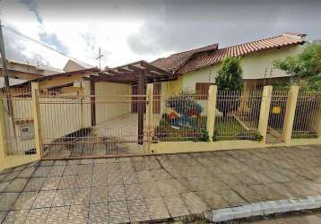 Casa com 3 dormitórios à venda, 160 m² por r$ 790.000,00 - moinhos de vento - canoas/rs