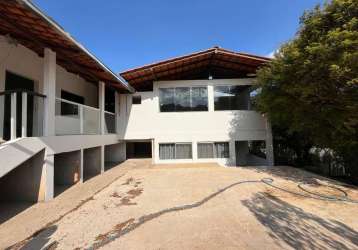 Casa/sítio espaçoso rodeado pela natureza em mateus leme