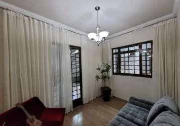 Casa com 4 dormitórios e 3 banheiros à venda, 170 m² por r$ 380.000