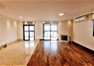 Vende ou aluga apartamento com 160m2 no melhor do panamby.