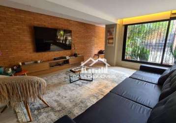 Vende linda casa de vila com  200m²