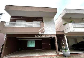 Vende casa com 270m² com 3 suítes, piscina, espaço gourmet, em condomínio no campo belo.