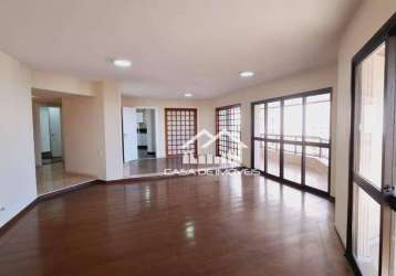 Aluga apartamento com 242m², 4 dormitórios sendo 2 suítes, 4 vagas e lazer, no morumbi.