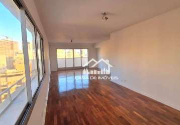 Vende cobertura duplex com 277m², 3 dormitórios sendo 1 suíte, varandão na sala, 2 vagas em excelente localização na vila nova conceição.