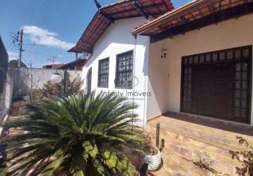 Casa com 4 quartos à venda na camélias, 115, jardim ipê, lagoa santa por r$ 750.000