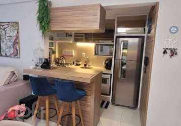 Apartamento à venda em itacorubi com 66 m², 2 quar